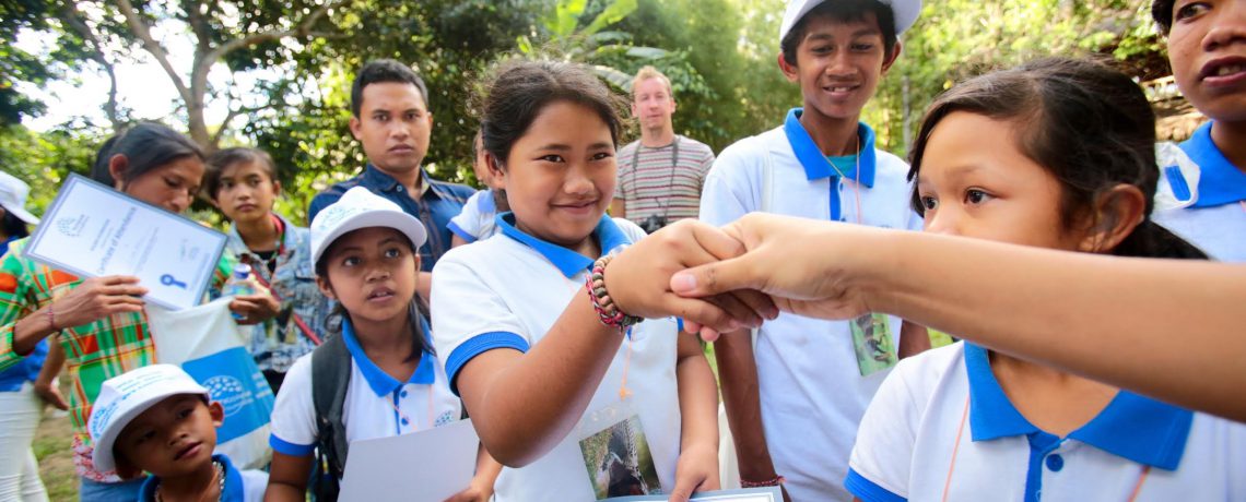 Anak-anak ini suka bersekolah dan belajar